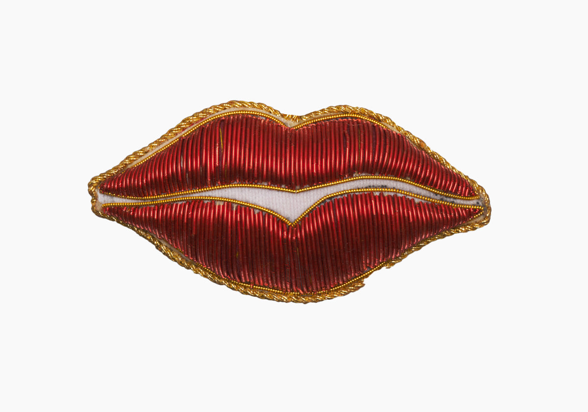 Kiss Ornament - Thumbnail 2