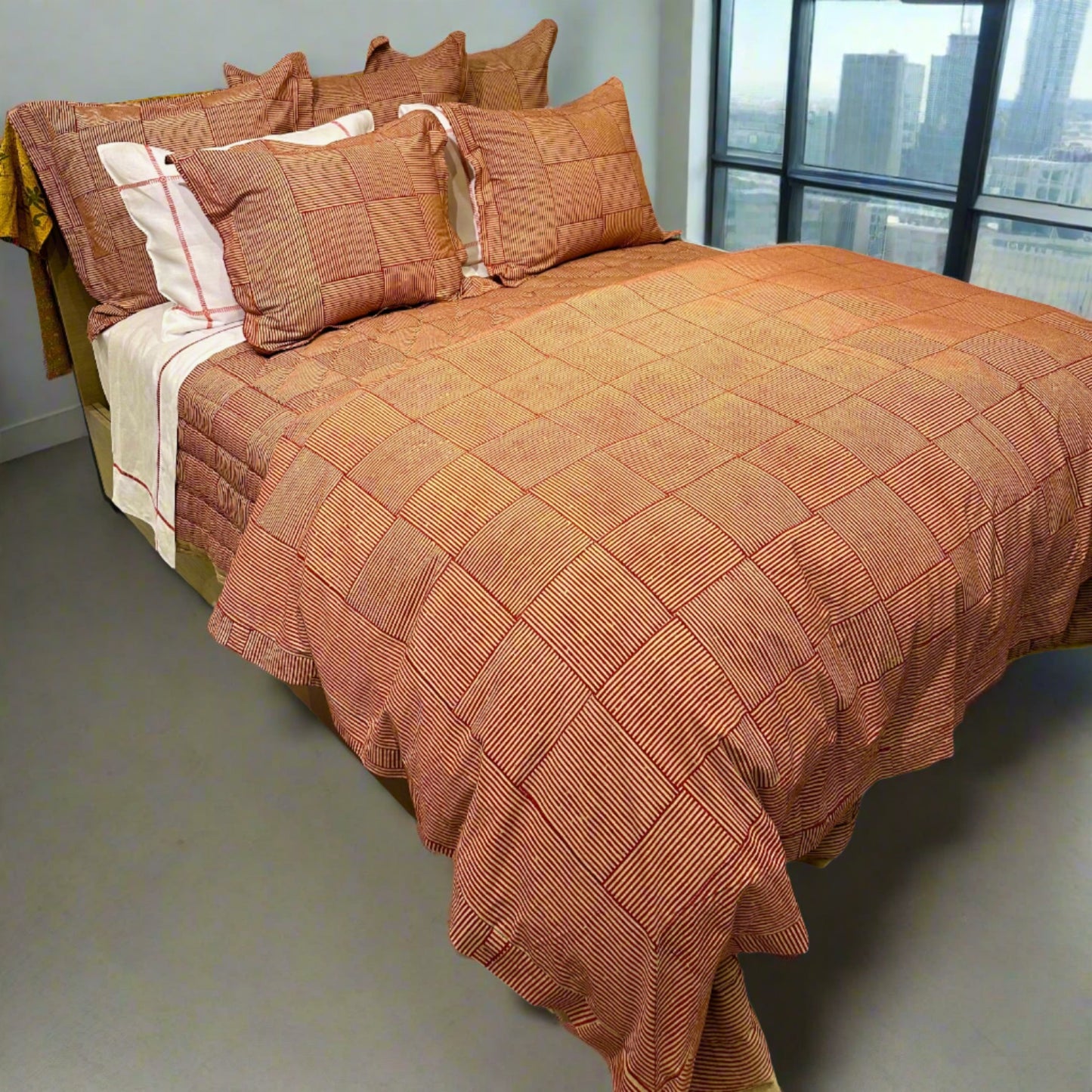 Wabi-Sabi Garnet Bedding