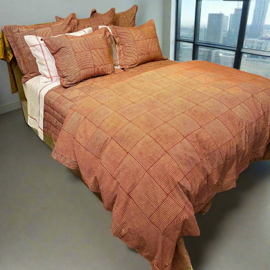 Wabi-Sabi Garnet Bedding